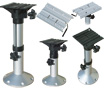 TELESCOPIC AND PIVOTING SEAT PEDESTAL